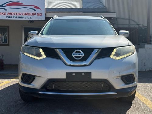 2016 Nissan Rogue SV — photo 15