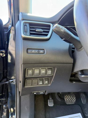 2014 Nissan Rogue SL — photo 42