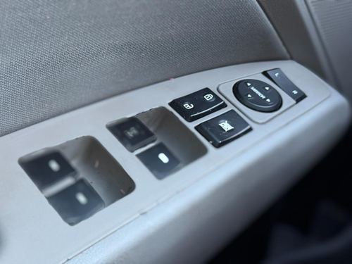 2017 Hyundai Elantra — photo 27