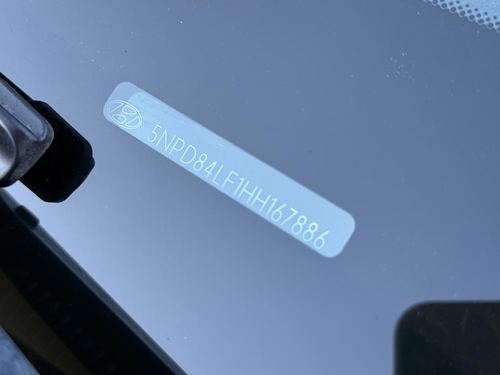 2017 Hyundai Elantra — photo 33