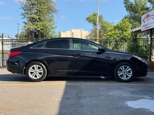 2013 Hyundai Sonata GLS/ GLS Popular — photo 12