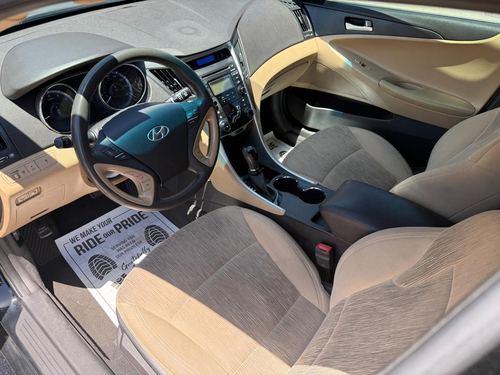 2013 Hyundai Sonata GLS/ GLS Popular — photo 20