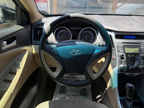 2013 Hyundai Sonata GLS/ GLS Popular — photo 21