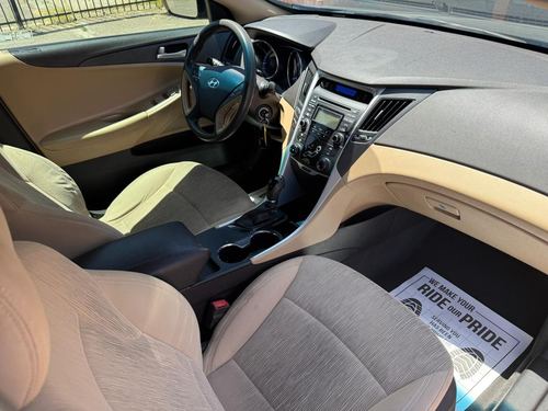 2013 Hyundai Sonata GLS/ GLS Popular — photo 24