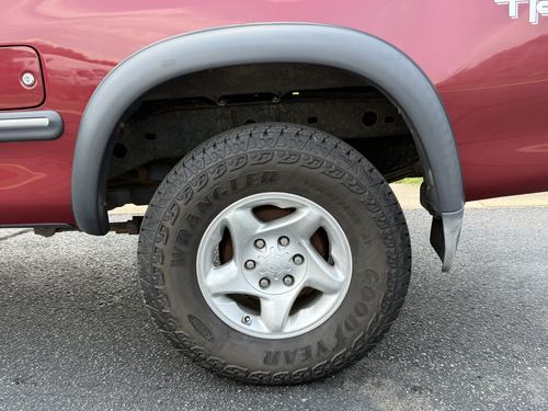 2002 Toyota Tundra — photo 8