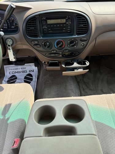 2002 Toyota Tundra — photo 32