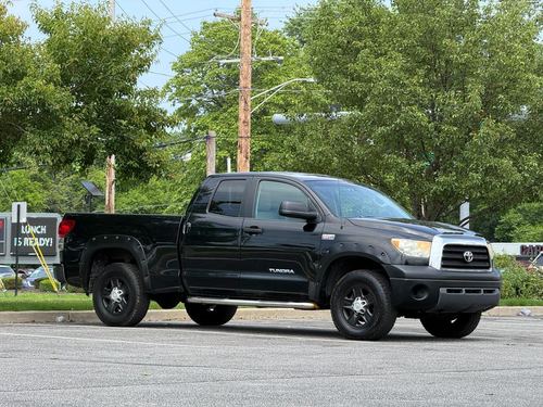 2008 Toyota Tundra — photo 2