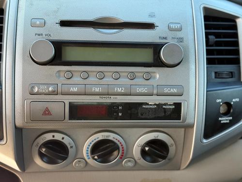 2007 Toyota Tacoma — photo 21