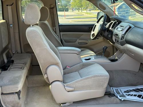 2007 Toyota Tacoma — photo 30