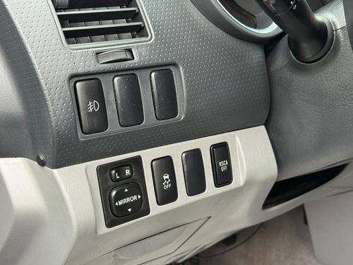 2010 TOYOTA TACOMA — photo 23