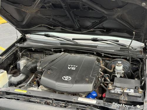 2010 TOYOTA TACOMA — photo 24