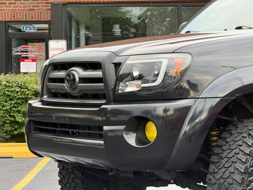 2010 TOYOTA TACOMA — photo 27
