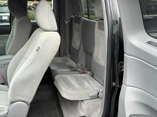 2010 TOYOTA TACOMA — photo 34