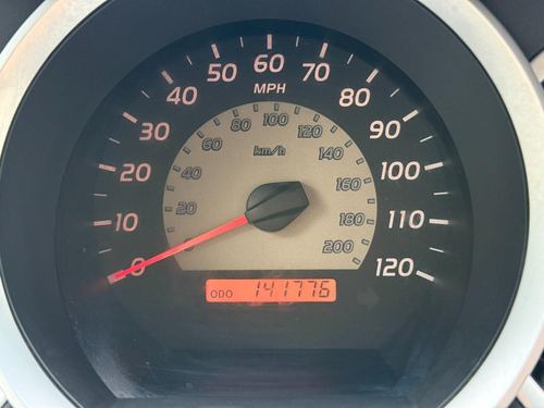 2010 TOYOTA TACOMA — photo 38