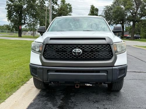 2019 Toyota Tundra SR5 Grade — photo 6