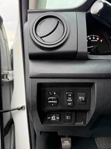 2019 Toyota Tundra SR5 Grade — photo 22
