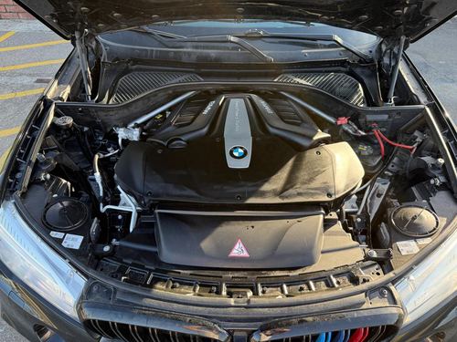 2015 BMW X5 xDrive50i — photo 16