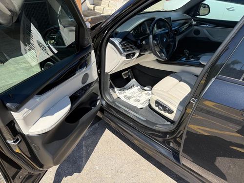 2015 BMW X5 xDrive50i — photo 17