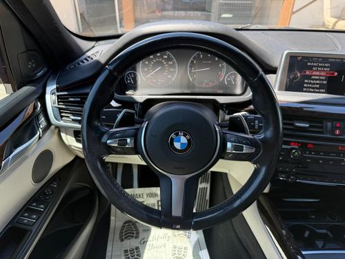 2015 BMW X5 xDrive50i — photo 21