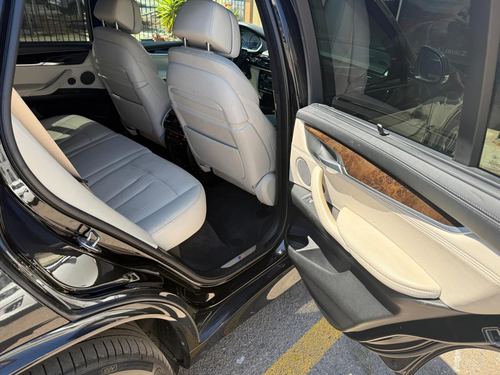 2015 BMW X5 xDrive50i — photo 28