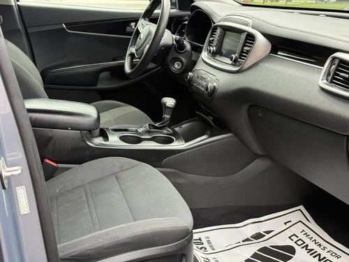2020 Kia Sorento L, LX, S — photo 33