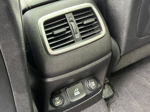 2016 Kia Sorento — photo 37
