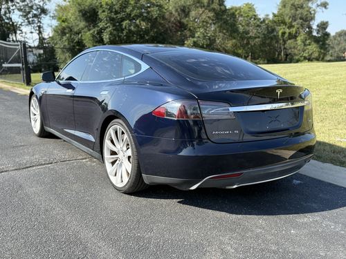 2013 Tesla S P85 — photo 13