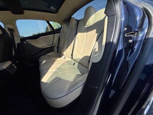 2013 Tesla S P85 — photo 38