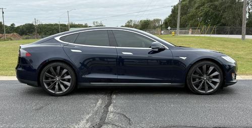 2013 Tesla S P85 — photo 5