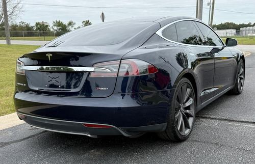 2013 Tesla S P85 — photo 8