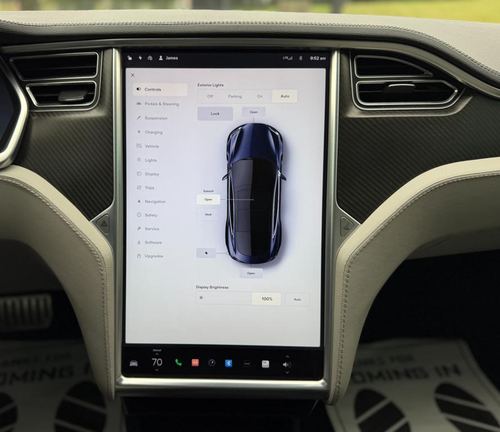 2013 Tesla S P85 — photo 16