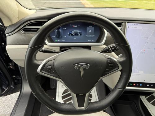 2013 Tesla S P85 — photo 21