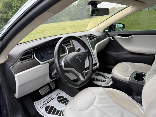 2013 Tesla S P85 — photo 22