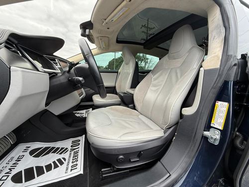 2013 Tesla S P85 — photo 24