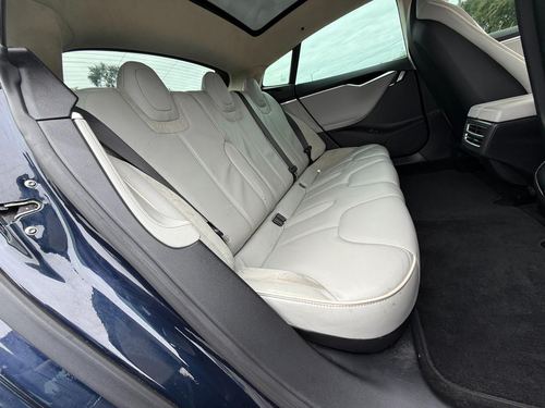 2013 Tesla S P85 — photo 39