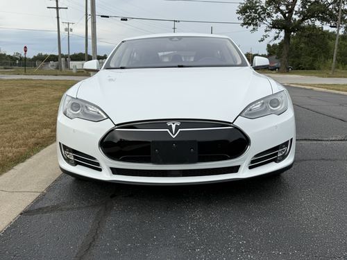 2014 Tesla S85 — photo 10