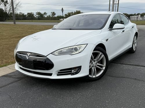 2014 Tesla S85