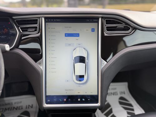 2014 Tesla S85 — photo 25