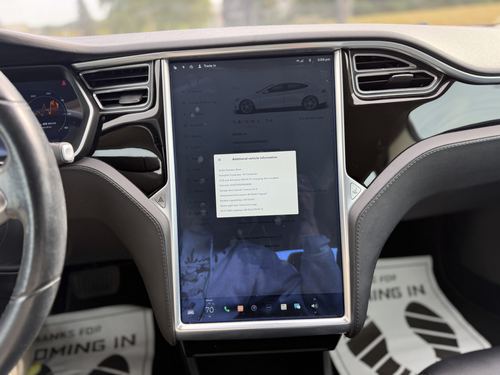 2014 Tesla S85 — photo 30