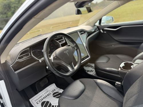2014 Tesla S85 — photo 34