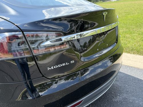 2014 Tesla S 85 — photo 10
