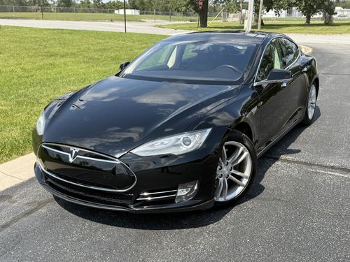 2014 Tesla S 85