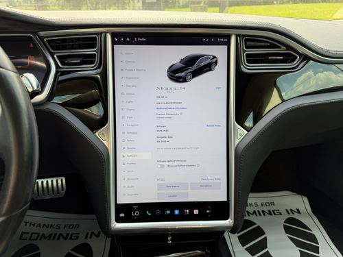 2014 Tesla S 85 — photo 26