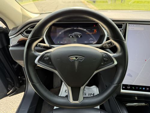 2014 Tesla S 85 — photo 29
