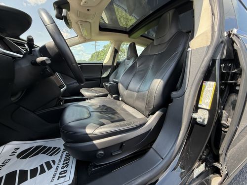 2014 Tesla S 85 — photo 32