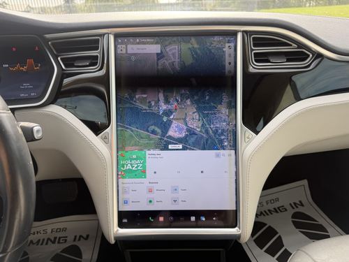 2014 Tesla S85 — photo 19