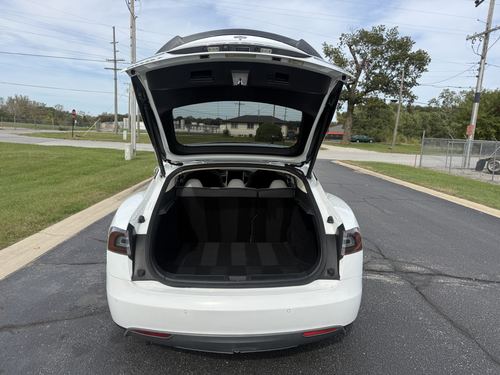 2014 Tesla S85 — photo 34