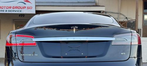 2014 Tesla S85 — photo 9
