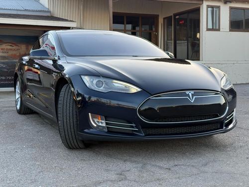 2014 Tesla S85 — photo 12