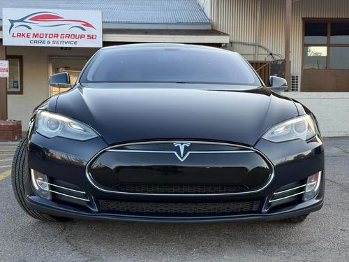 2014 Tesla S85 — photo 13